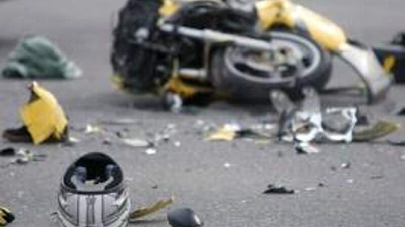 Torino – Tremendo incidente in Strada Traforo del Pino. Muore motociclista di 49 anni
