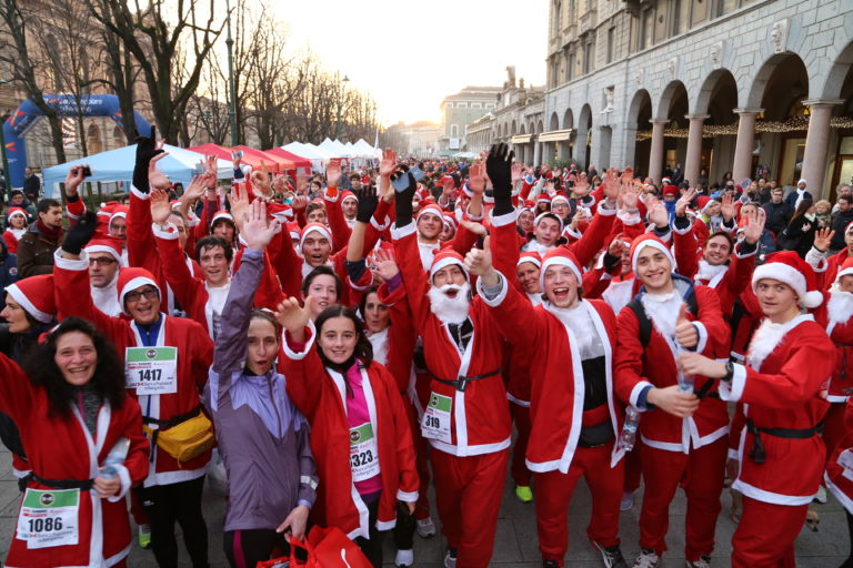 A Milano la corsa più natalizia dell’anno – Torna la ‘Babbo Running’: e il ricavato andrà alla ricerca medica INFO