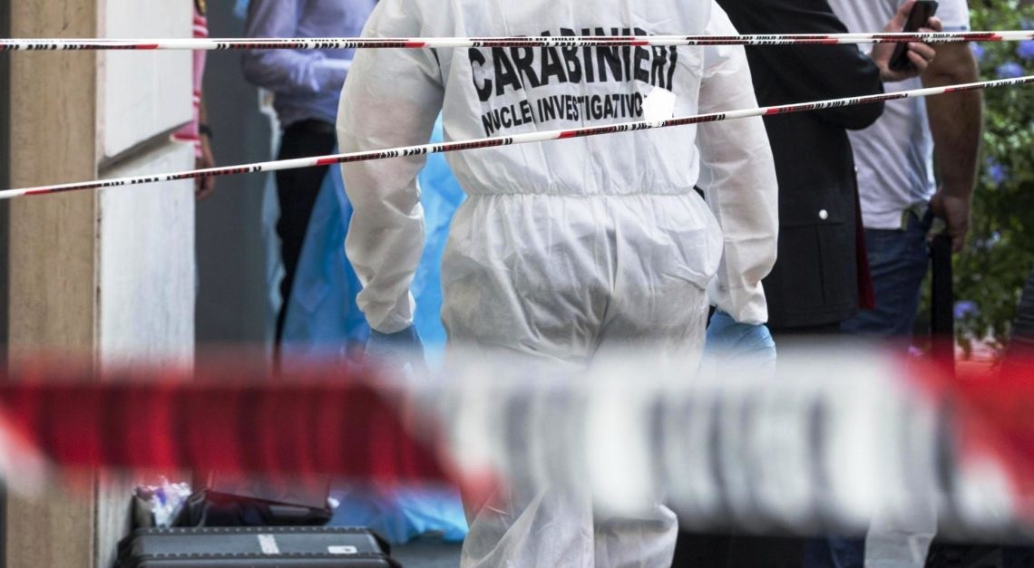 Torino – Uccide la sorella sordomuta, poi lascia un biglietto e si impicca: “Sono stato io”. Il dramma