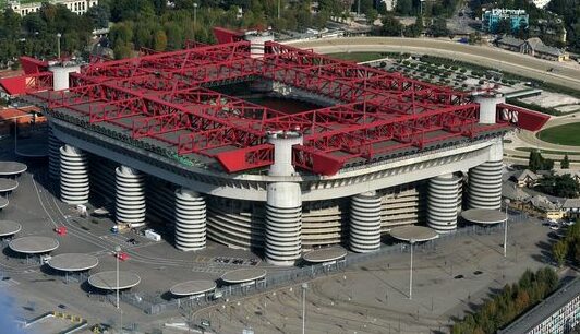 Milano – San Siro, l’inchiesta si allarga: “Inter e Milan favoriti dal Comune per la vendita dello stadio”. Ecco le accuse