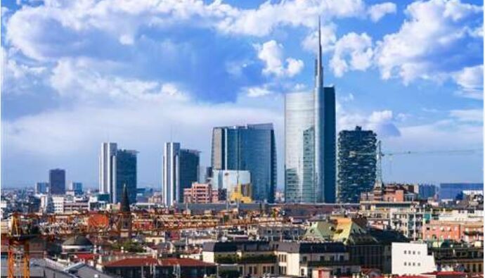 A Milano è boom del lusso immobiliare – I super ricchi lasciano Dubai e puntano sul centro milanese: “E’ sicuro e attrattivo”