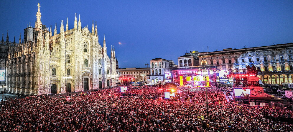 A Milano torna il “Radio Italia Live” in piazza Duomo, uno dei concerti più attesi dell’anno. Parata di artisti: Annalisa, Elisa, Giorgia. Ecco il cast completo