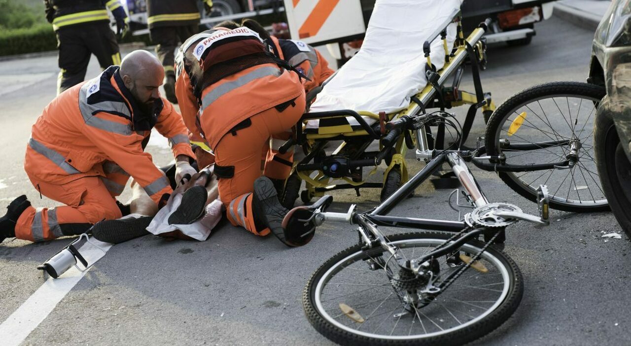 Milano -Un altro incidente: ciclista trascinato da un camion. Muore sul colpo