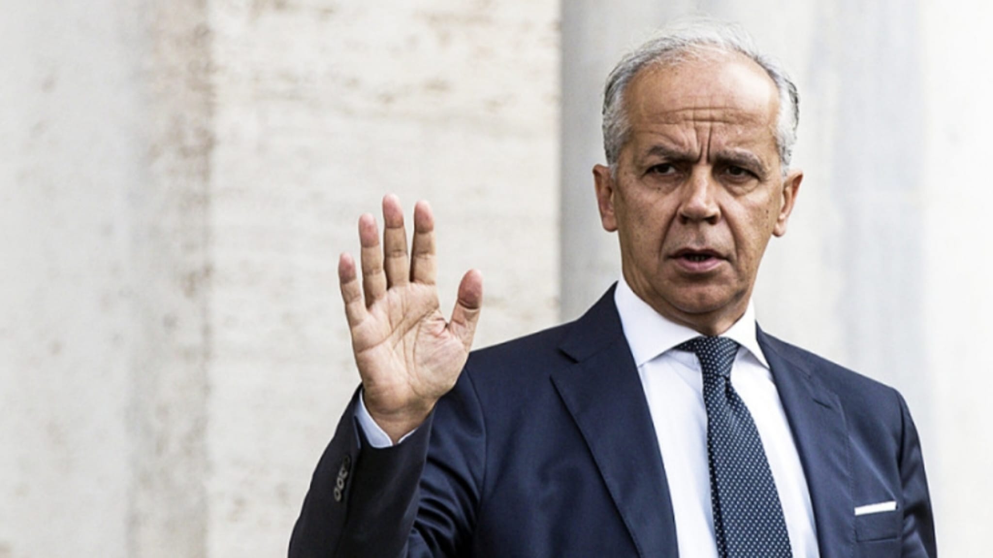 Attentato a Ranucci, Piantedosi: “Innalzato il livello di sicurezza”