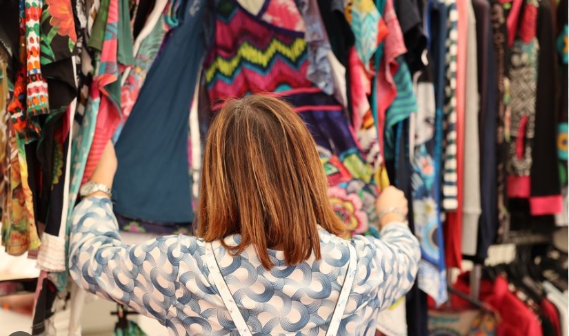 Oggi a Milano il grande mercato del Vintage, fra abiti, elettronica e food – Centinaia di espositori