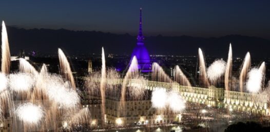 A Torino il grande Show per la festa di San Giovanni – Spettacolo pirotecnico e concerti (gratis) per tutti. Il programma di oggi