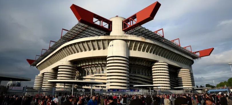 Milano – Gli ambulanti di San Siro cacciati da Milan e Inter, è rivolta: “Ce ne andremo solo dentro ad una bara”