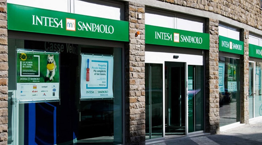 Intesa Sanpaolo assumerà 3.500 persone in 2 anni “Settimana corta e smart working fino a 120 giorni” . Ecco il piano