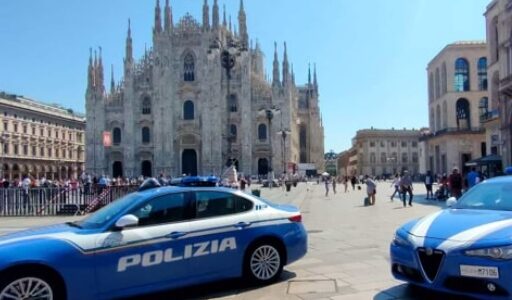 Milano – Assalito e rapinato dai maranza davanti al Duomo. Violenza nel cuore della città