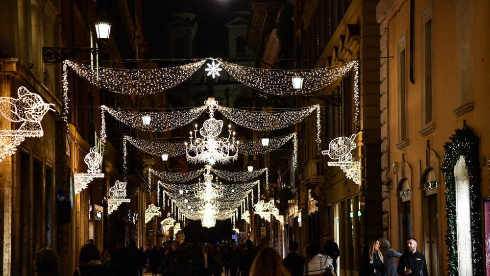 Natale a Roma: metro e bus potenziati, nuovo Christmas Pass da 10 euro