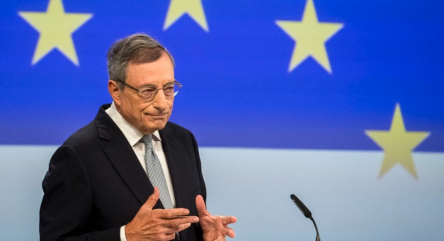 Auto elettriche, Draghi boccia l’Europa – “Obiettivi non più raggiungibili. L’innovazione europea è indietro”