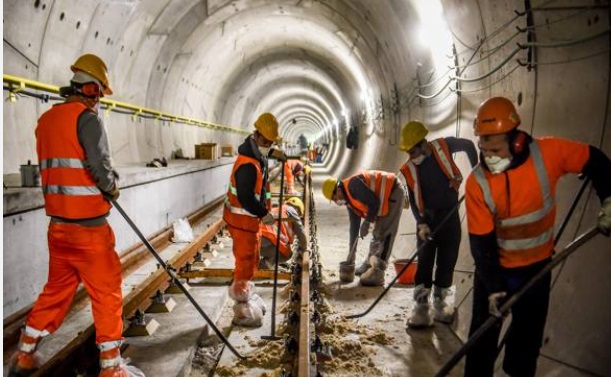 Torino – Lavori Metro 1, i tempi si allungano ancora. Il cantiere finirà nel 2030 se fallisce l’impresa. Le nuove tempistiche