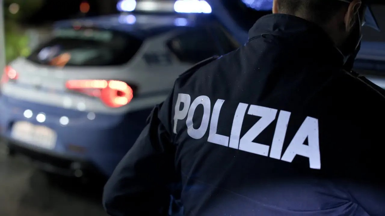 Roma, la Polizia ha arrestato il rapinatore incubo dei negozianti