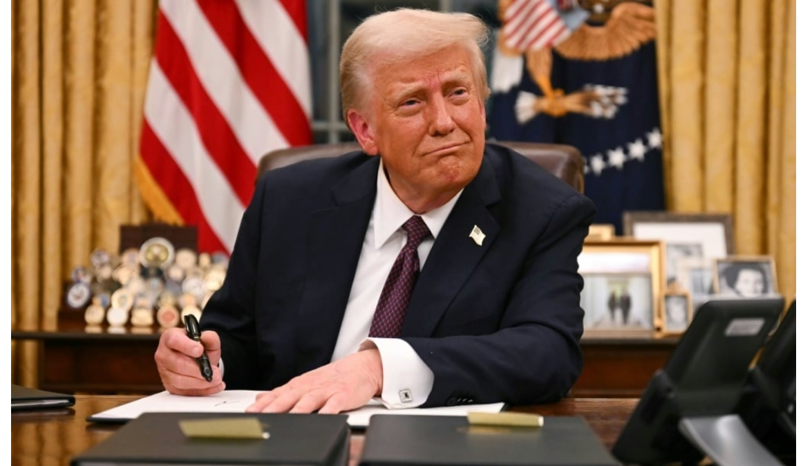 Donald Trump demolisce dopo 157 anni lo “Ius Soli” negli Stati Uniti: “Un colpo per la democrazia americana”
