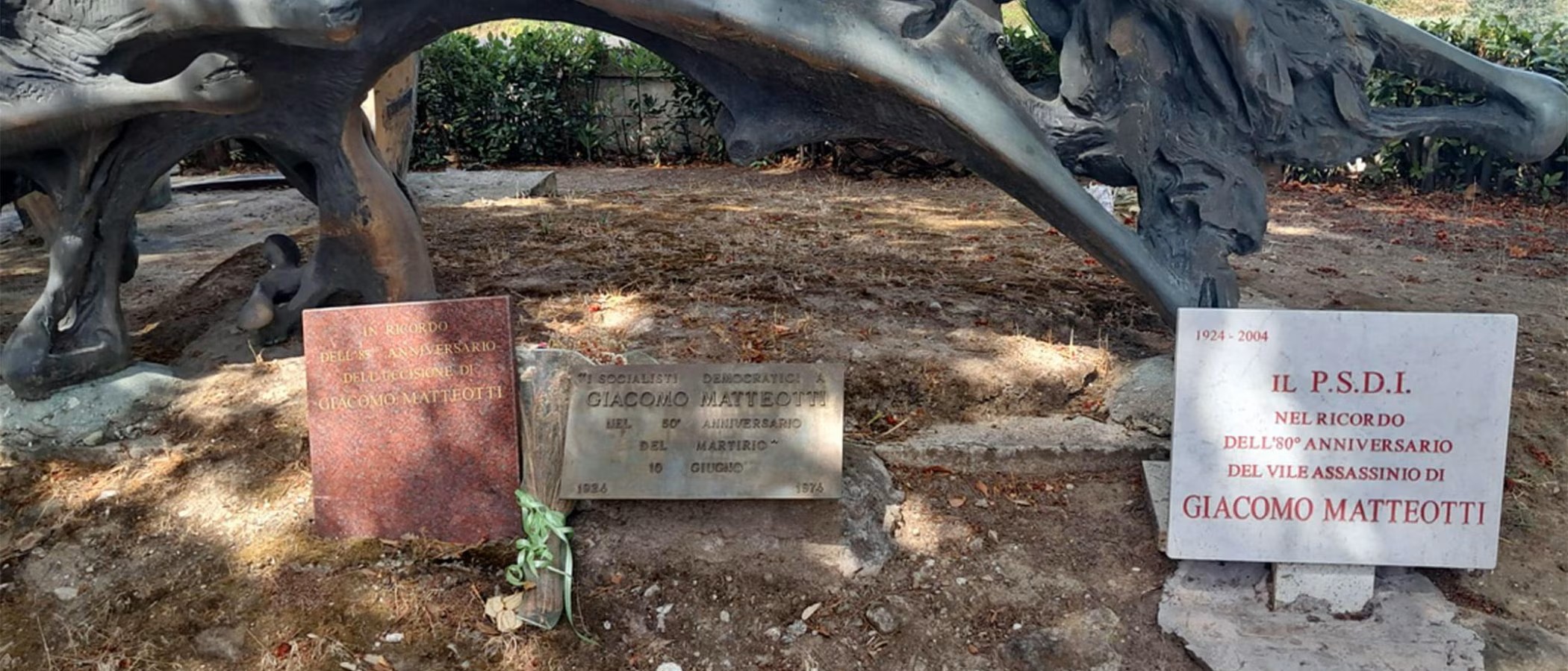 Roma, vandalizzata la targa dedicata alla memoria di Giacomo Matteotti