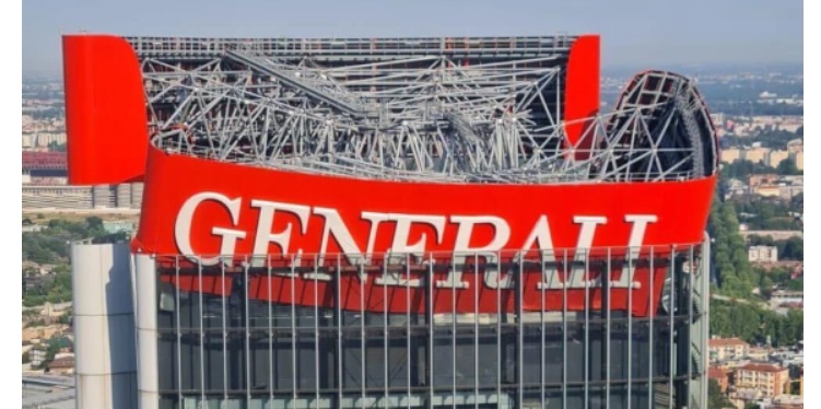 Milano – Riapre il grattacielo dove si è staccata l’insegna: la scritta sarà smontata