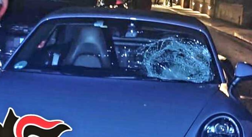 Lombardia – L’ultima follia: ragazzi fingono di gettarsi sotto le auto, uno è travolto