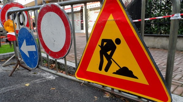 Torino – Lavori urgenti, al via la riasfaltatura in strada Castello di Mirafiori. Cambia la viabilità INFO