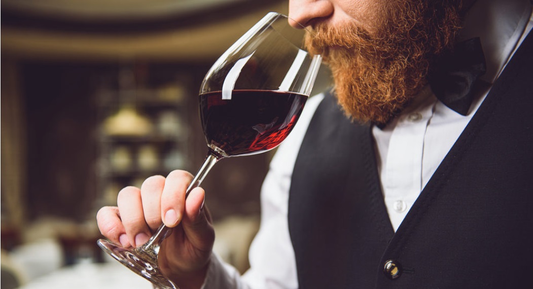Arriva la tecnologia che rimuove l’alcol – “Il sapore resta intatto”, ci puntano USA e Francia. Ecco come funziona