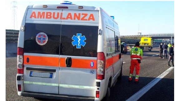 Dramma sulla Torino- Milano: l’auto resta in panne. E’ travolto e ucciso da un’auto pirata