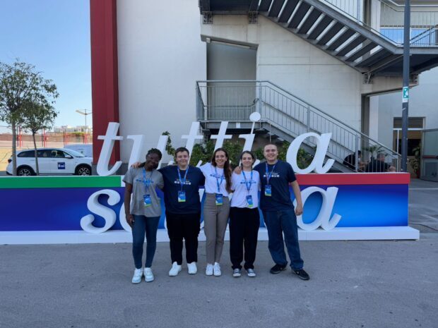 Torino – L’Istituto Tecnico Carlo Grassi protagonista a Napoli all’inaugurazione nazionale dell’anno scolastico: incontro con Sergio Mattarella FOTO