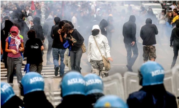 Milano – Guerriglia in Centrale alla manifestazione per Gaza – Sono 60 gli agenti feriti