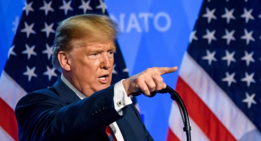 Trump chiede all’Ue di imporre dazi al 100% su India e Cina – Obiettivo: fare pressioni su Mosca. La strategia