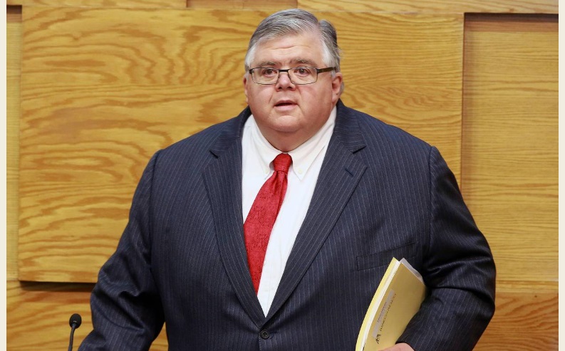 E’ l’uomo che ha guidato la banca più potente del mondo. Ma nessuno conosce il suo nome – Ecco chi è il “Banchiere dei banchieri”