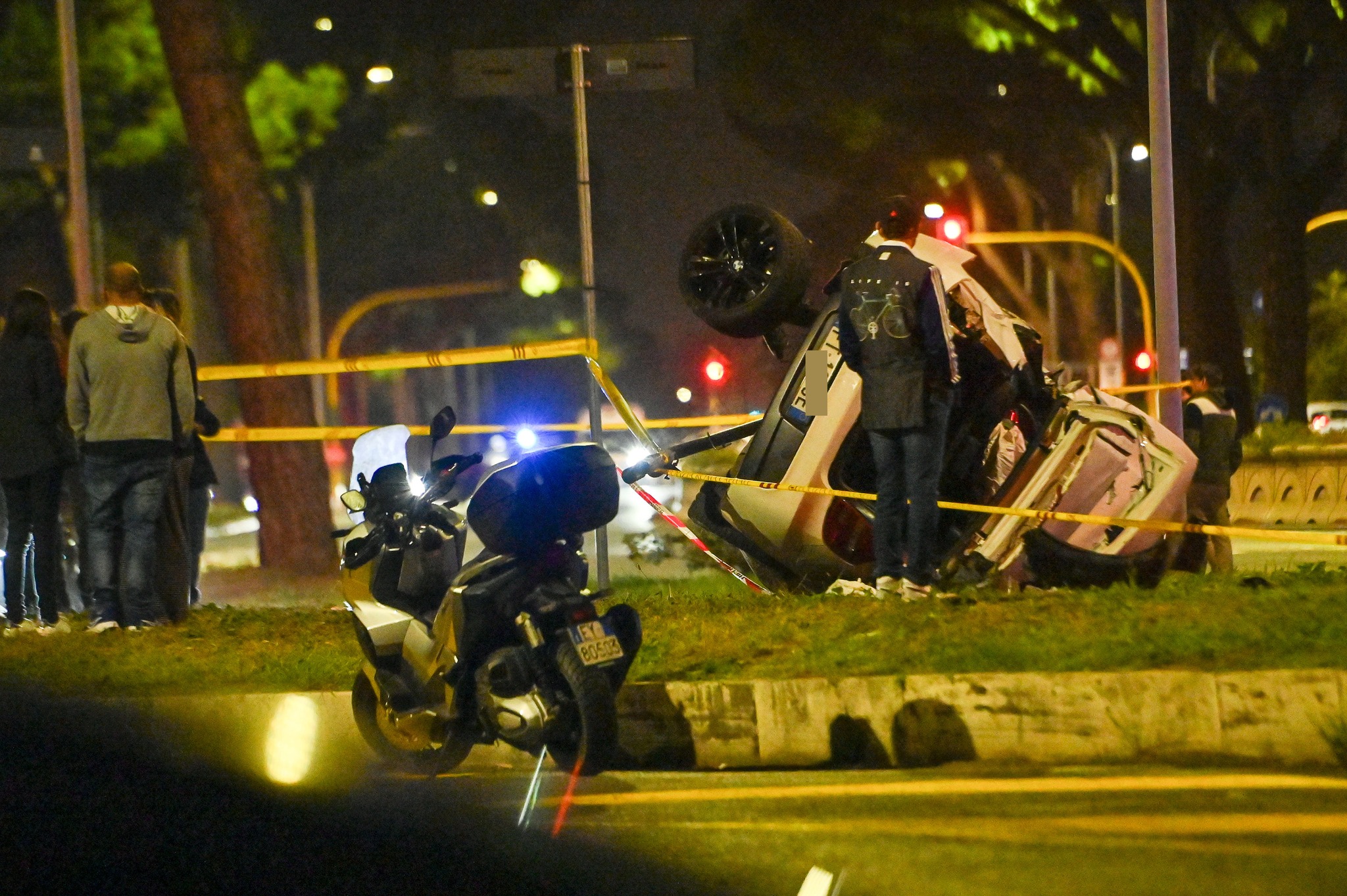 Roma, incidente mortale sulla Colombo: si indaga su una gara illegale