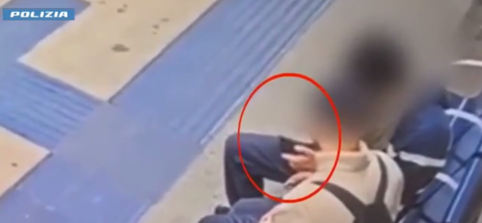 Milano – Ragazzino armato di coltello rapina persone su Metro e bus. Arrestato