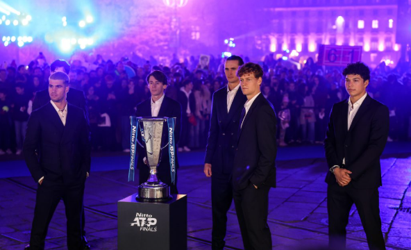 Torino in delirio per Sinner e Alcaraz – Jannik Superstar in piazza Castello