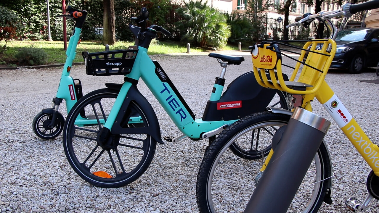 Monopattini a Roma, nuovo bando nel 2026: più regole per lo sharing
