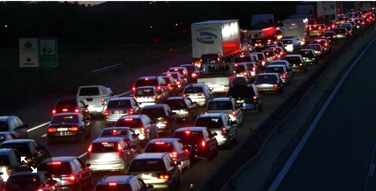 Ponte Immacolata: dalla Valle d’Aosta al Piemonte è stato un controesodo da incubo. 80 Km di coda e traffico bloccato