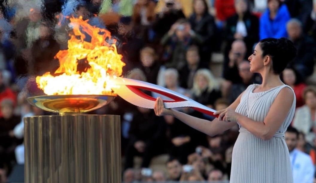 A Torino arriva la Fiamma Olimpica, con Pecco Bagnaia e Carlotta Gilli – L’Evento