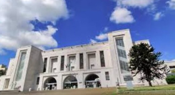 Milano – La bella notizia dall’ospedale Niguarda: si sveglia uno dei ragazzi sopravvissuto a Crans Montana “Sono felice”