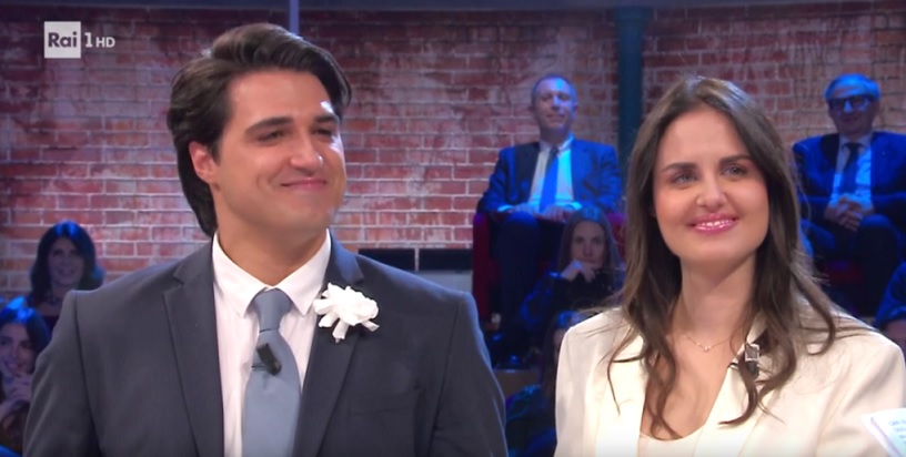 I Torinesi Giulia e Marco si ‘sposano’ in diretta ad Affari Tuoi – Il Sì davanti a Stefano De Martino