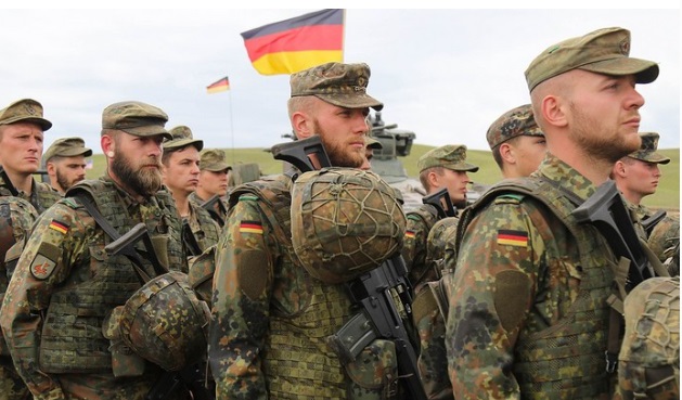Germania come l’Ucraina? – Scatta il divieto per gli uomini in età militare di lasciare il Paese senza permesso dell’Esercito. Cosa sta succedendo