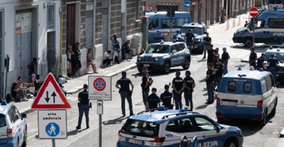 Torino – Aurora come le Banlieue di Parigi: finisce tra le «no-go zone» d’Europa: uno dei quartieri da evitare secondo un Report europeo