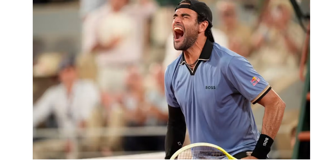 E’ grande Italia al Roland Garros! Berrettini, Cobolli e Arnaldi volano agli ottavi di finale