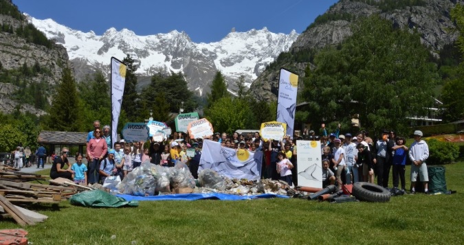 Courmayeur – Più di 700 kg di rifiuti raccolti durante il Clean Up Tour