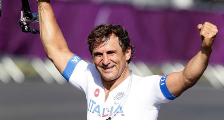 Addio ad Alex Zanardi – Una vita da leggenda. Ha insegnato a non arrendersi mai