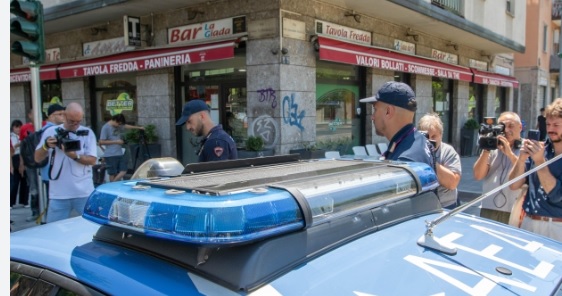 Milano – La buona notizia dal Niguarda: l’uomo accoltellato a San Siro è fuori pericolo. Il ragazzo aveva già accoltellato in Inghilterra. Le ultime