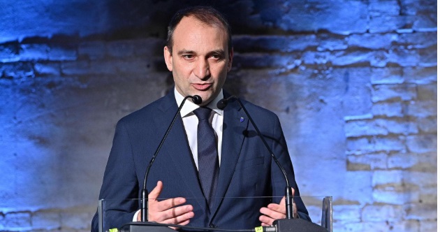 Torino, contro i Blackout la nuova ordinanza – Il sindaco agli esercenti: “Tenete le porte chiuse con i condizionatori accesi”