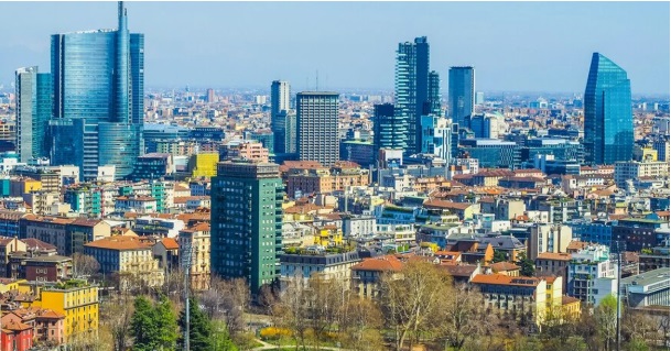 A Milano anche i narcotrafficanti si lamentano di quanto costa vivere in città – I dialoghi intercettati “Servono 4mila euro al mese”