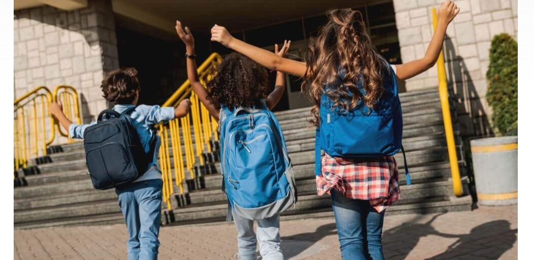 Scuola, stop ai compiti a casa dopo le 8. Tornano i diari di carta – Arriva la nuova Circolare di Valditara