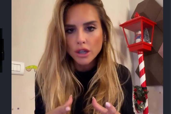 Torino – Lo sfogo della presentatrice torinese Michela Persico: “Sono in****ta nera con la mia città: mio figlio terrorizzato da bande di ragazzi, non posso portarlo al parco”
